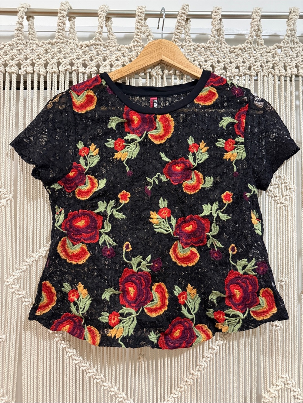 Black Floral Lace Short Sleeve Embroidered Tee by